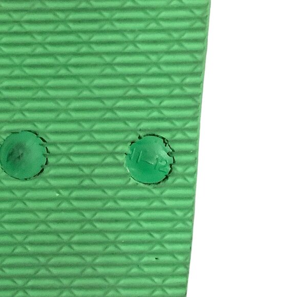 Disney Mickey Mouse Green Flip Flops Tropical Print Kids Size 11/12 Rubber Sole - Picture 4 of 4